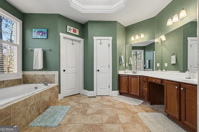 457 Bear Creek Lane, Bogart, GA 30622