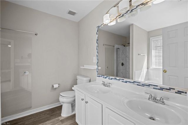 813 Queensbury LN, Williamsburg, VA 23185