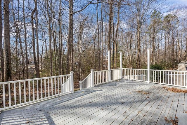 813 Queensbury LN, Williamsburg, VA 23185