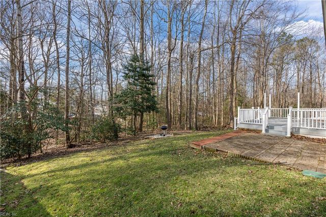 813 Queensbury LN, Williamsburg, VA 23185