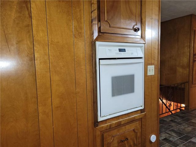 2000 S Vermont Avenue, Independence, MO 64052