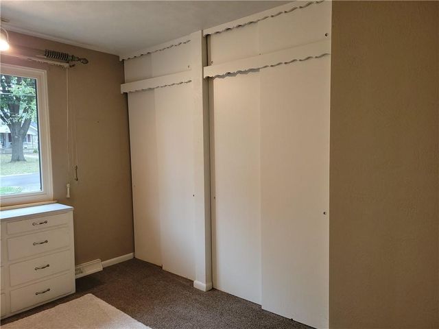 2000 S Vermont Avenue, Independence, MO 64052