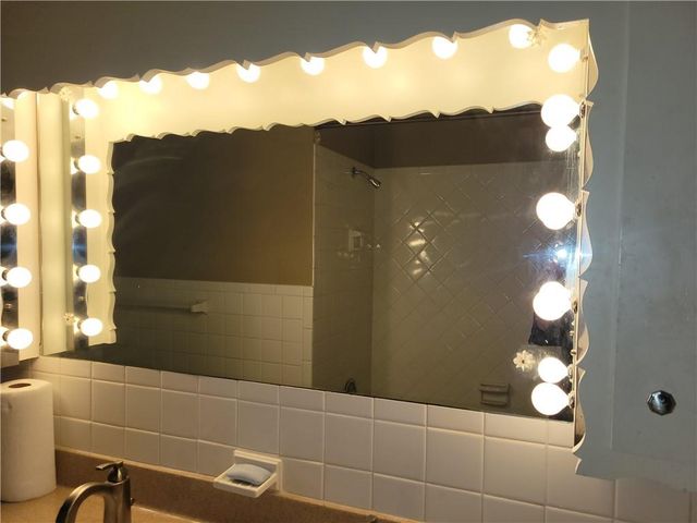 2000 S Vermont Avenue, Independence, MO 64052