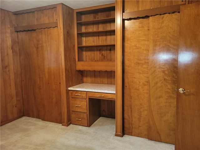 2000 S Vermont Avenue, Independence, MO 64052