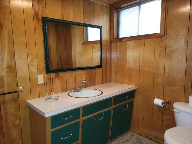 2000 S Vermont Avenue, Independence, MO 64052