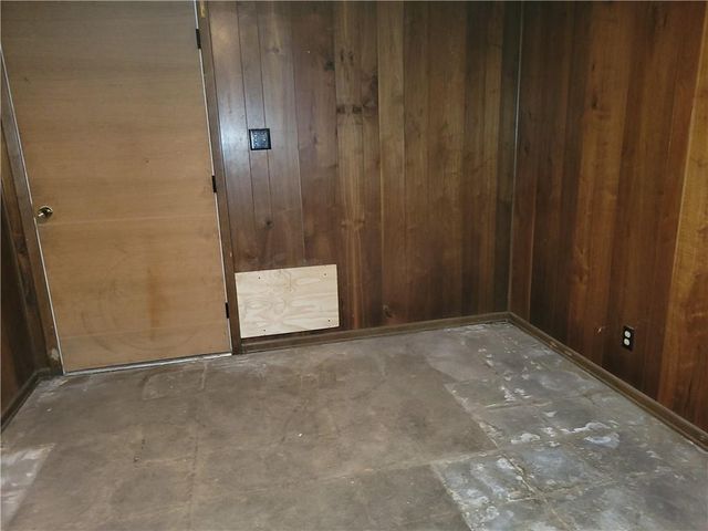 2000 S Vermont Avenue, Independence, MO 64052