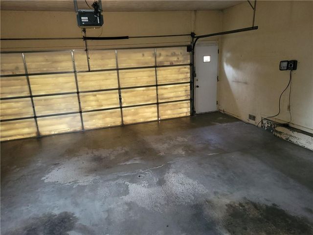 2000 S Vermont Avenue, Independence, MO 64052