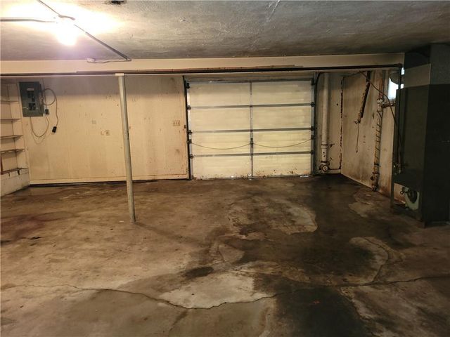 2000 S Vermont Avenue, Independence, MO 64052