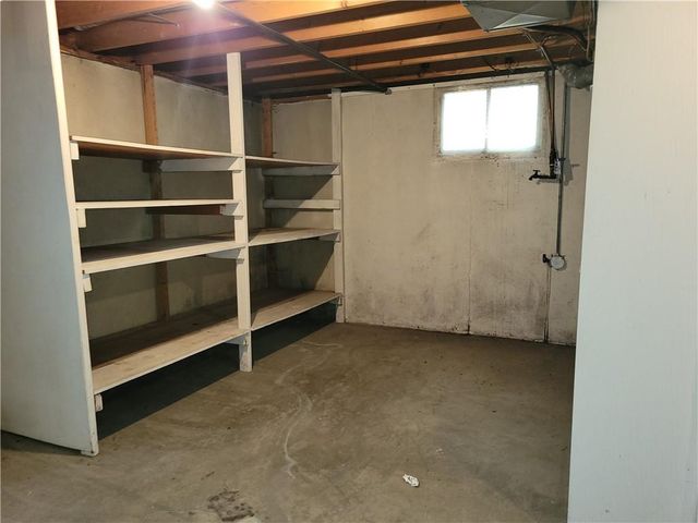 2000 S Vermont Avenue, Independence, MO 64052