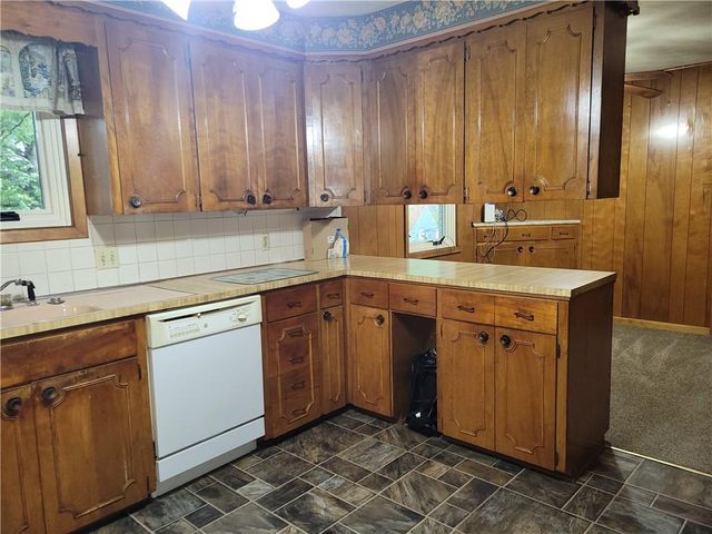 2000 S Vermont Avenue, Independence, MO 64052