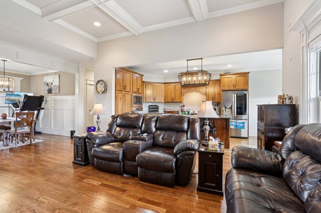 2808 Earline Way, Murfreesboro, TN 37128