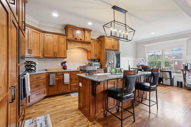 2808 Earline Way, Murfreesboro, TN 37128