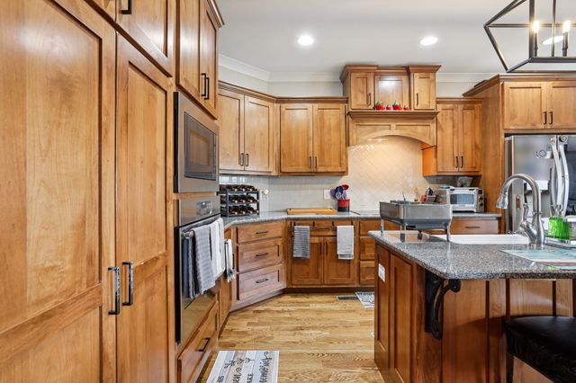 2808 Earline Way, Murfreesboro, TN 37128