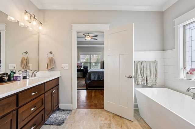 2808 Earline Way, Murfreesboro, TN 37128