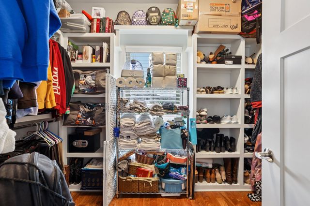 2808 Earline Way, Murfreesboro, TN 37128