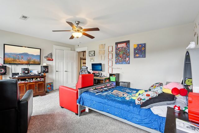 2808 Earline Way, Murfreesboro, TN 37128