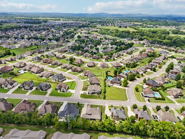 2808 Earline Way, Murfreesboro, TN 37128