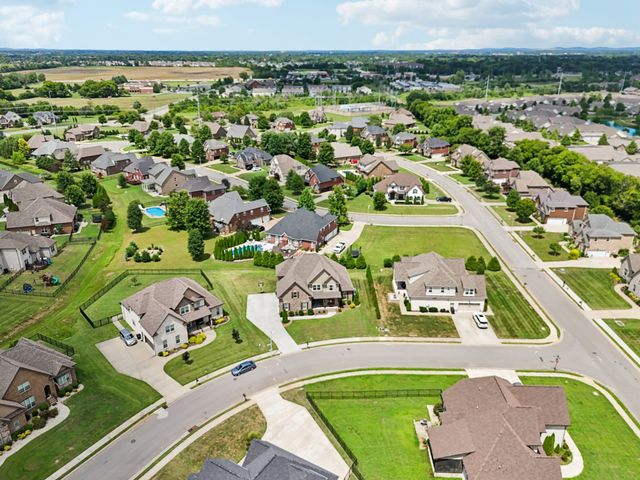 2808 Earline Way, Murfreesboro, TN 37128