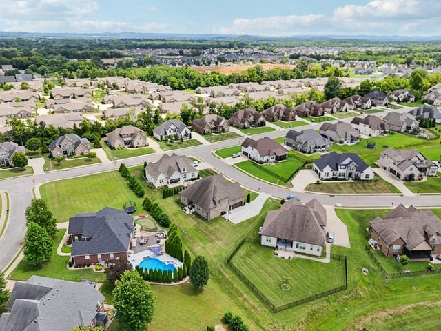 2808 Earline Way, Murfreesboro, TN 37128