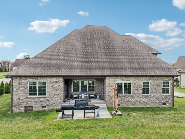 2808 Earline Way, Murfreesboro, TN 37128