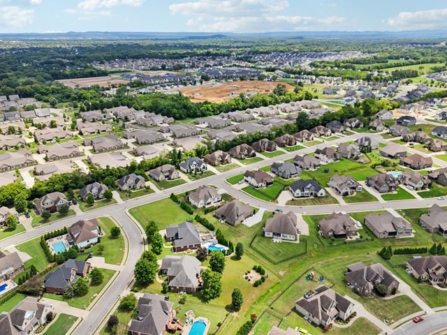 2808 Earline Way, Murfreesboro, TN 37128