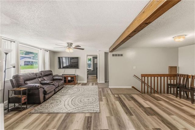 2400 51st Street, Kansas City, KS 66104