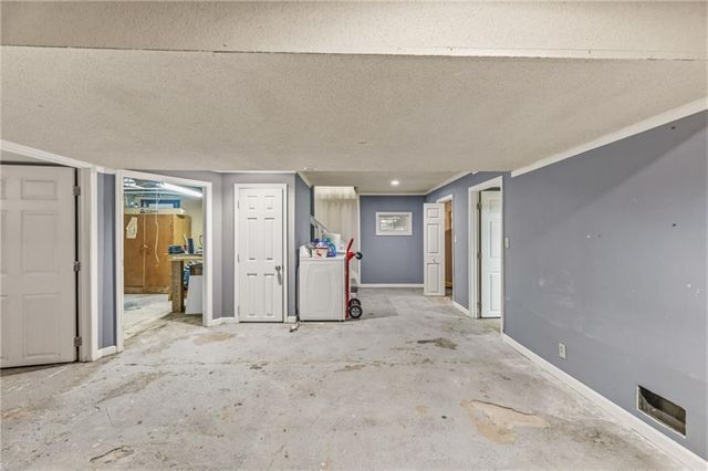 2400 51st Street, Kansas City, KS 66104