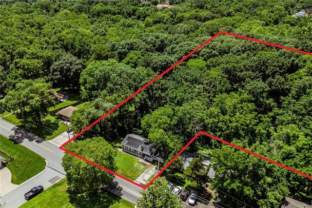2400 51st Street, Kansas City, KS 66104