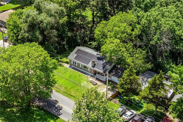 2400 51st Street, Kansas City, KS 66104