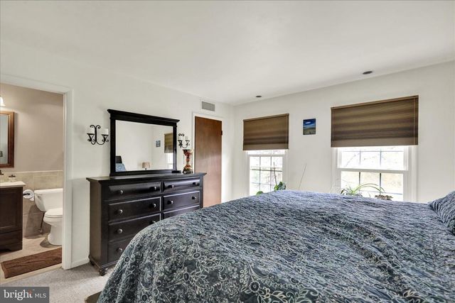 84 WINGED FOOT DR, Reading, PA 19607