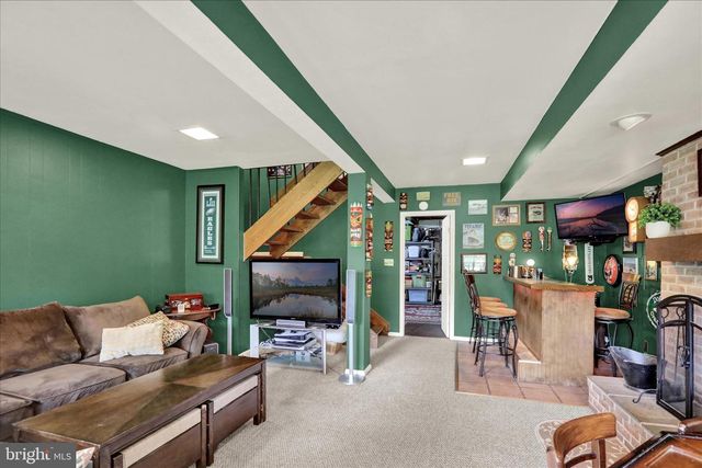84 WINGED FOOT DR, Reading, PA 19607