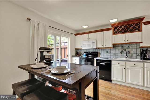 84 WINGED FOOT DR, Reading, PA 19607