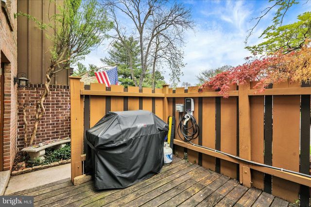 84 WINGED FOOT DR, Reading, PA 19607
