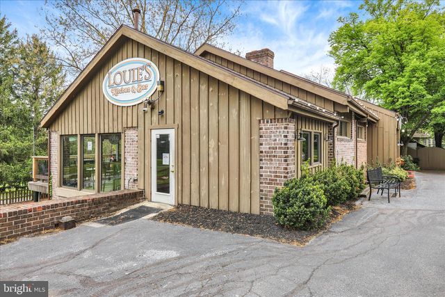 84 WINGED FOOT DR, Reading, PA 19607