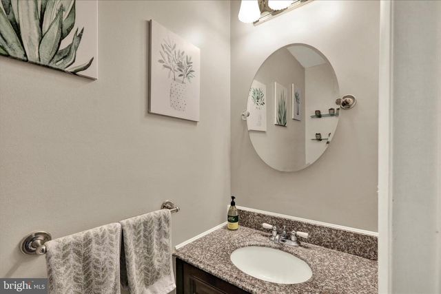 84 WINGED FOOT DR, Reading, PA 19607