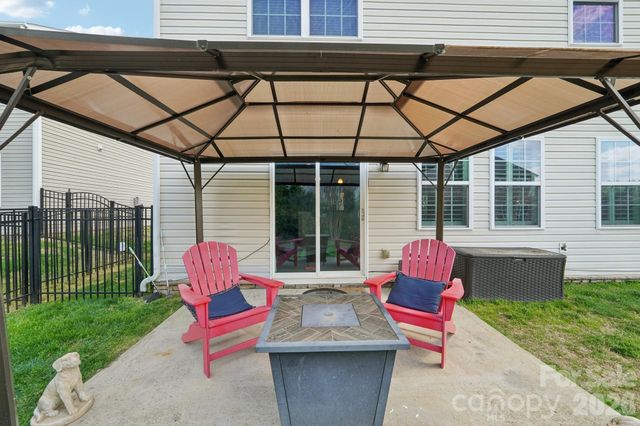 5016 Riverdale Drive, Charlotte, NC 28273