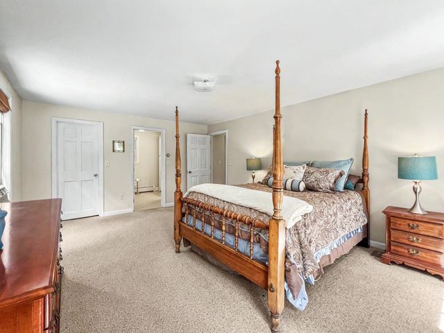 33 Oriole Road, Windham, NH 03087