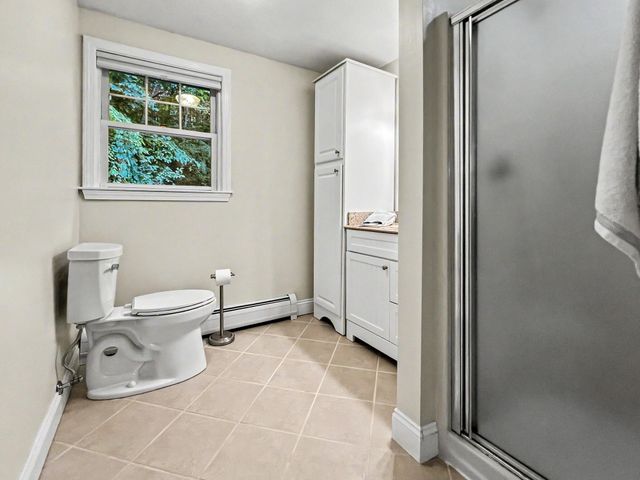 33 Oriole Road, Windham, NH 03087
