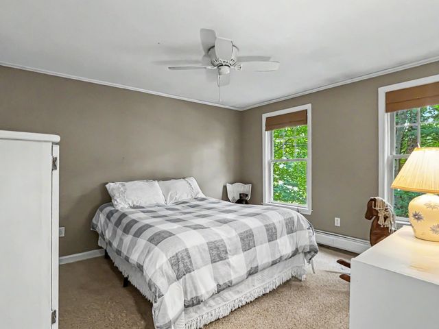 33 Oriole Road, Windham, NH 03087