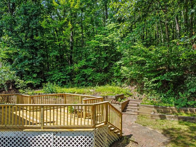 33 Oriole Road, Windham, NH 03087