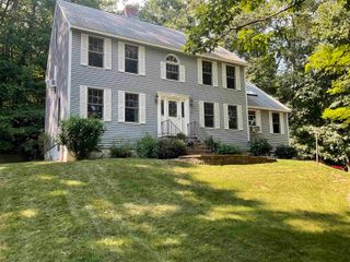 33 Oriole Road, Windham, NH 03087