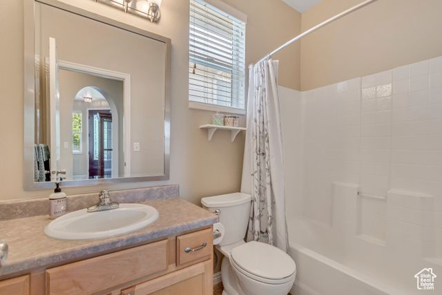 6771 S OAKSHADE CT, West Jordan, UT 84081