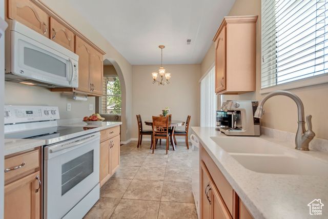 6771 S OAKSHADE CT, West Jordan, UT 84081