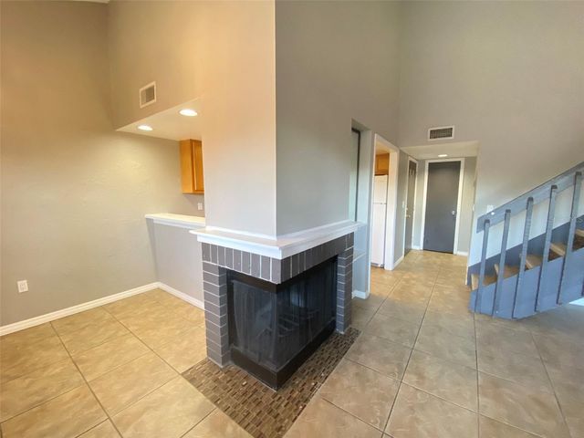 650 TRINIDAD COURT 650, Winter Park, FL 32792