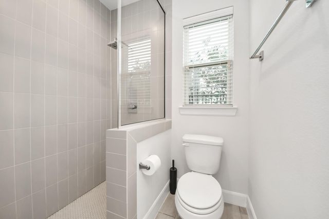 2719 Clinton Drive, Houston, TX 77020