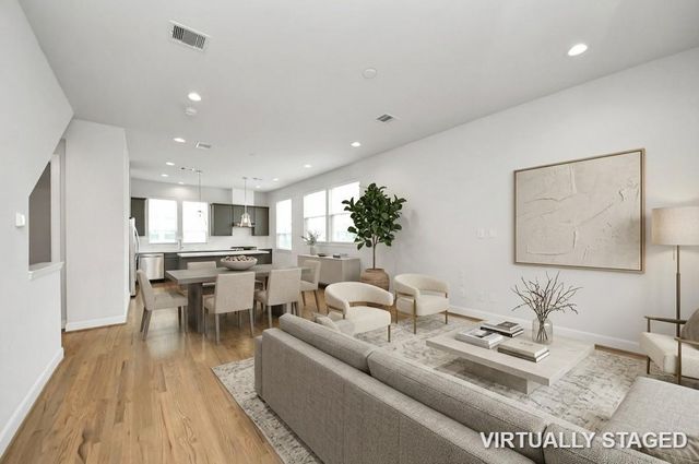 2719 Clinton Drive, Houston, TX 77020