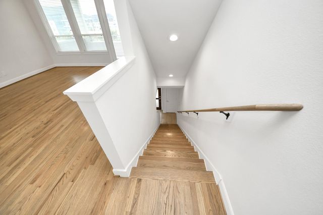 2719 Clinton Drive, Houston, TX 77020