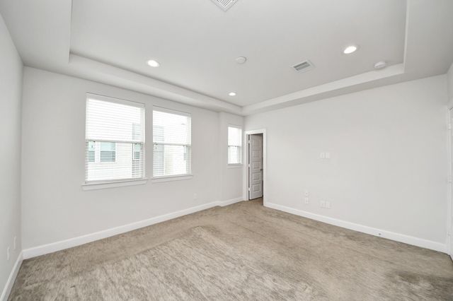 2719 Clinton Drive, Houston, TX 77020