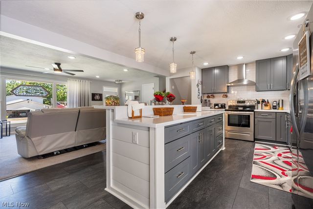 543 36th Street NW, Canton, OH 44709