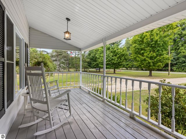 21081 205th Avenue, Big Rapids, MI 49307